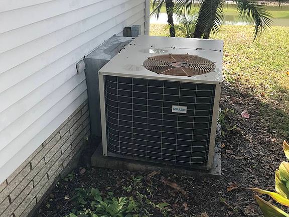 5th image of 428 S Edgewater Dr