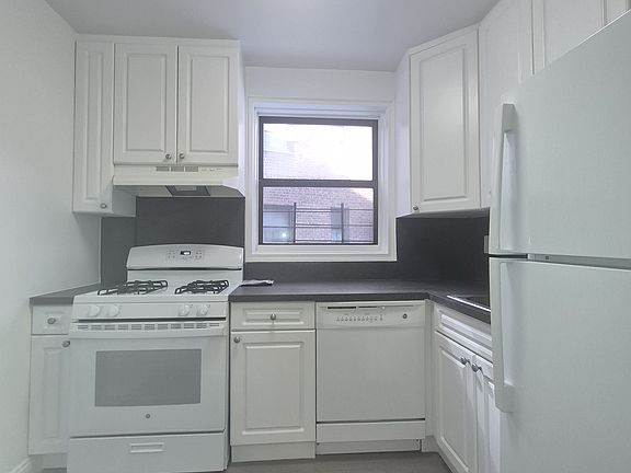 5th image of 3640 Johnson Ave #Xx