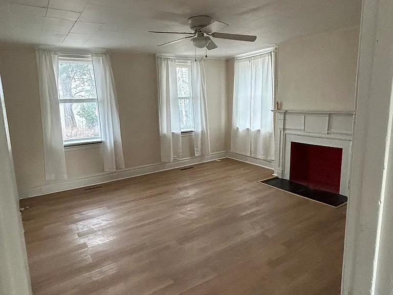255 Center Bay — Photo 13
