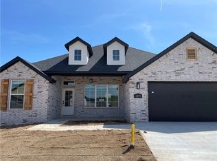 2873 S Cobalt Ave, Fayetteville, AR 72701