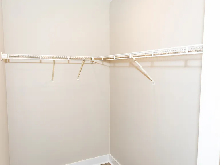305 Todd St NW #210 — Photo 6