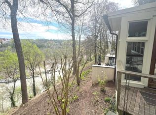 3901 44th St N, Arlington, VA 22207