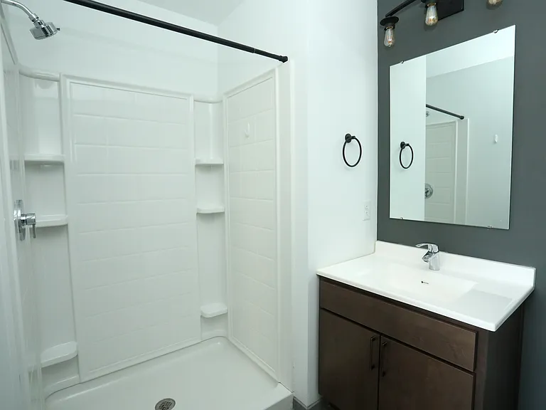 Briggs Houze — Photo 11