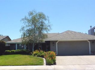 805 Ridgeview Dr, Woodland, CA 95695