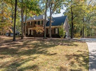 6005 Greystone Dr, Matthews, NC 28104