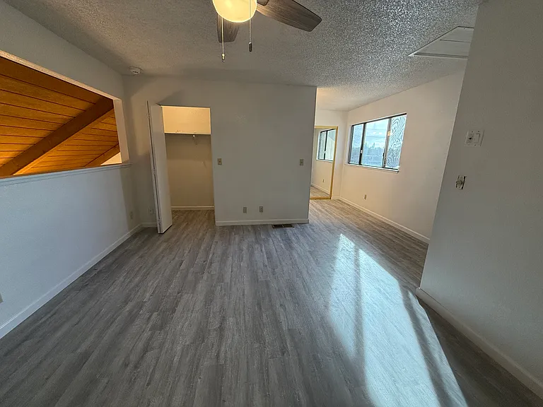 6216 Van Maren Ln — Photo 31