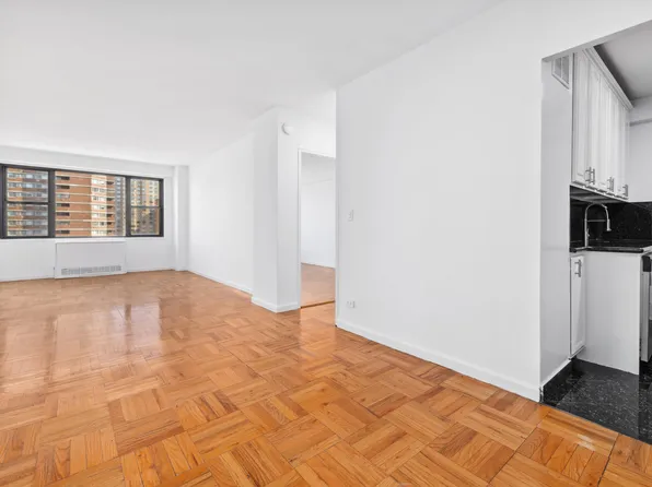 320 East 23rd Street image 1 of 17