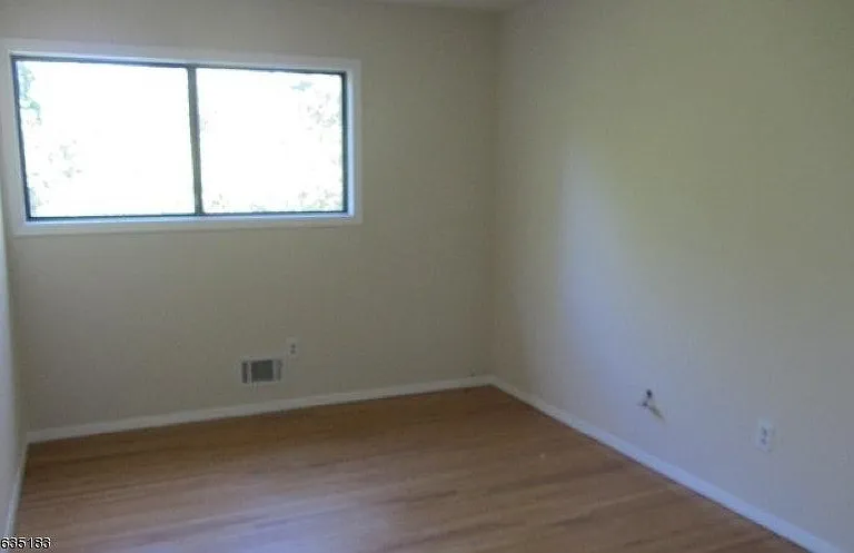 428 Brookside Ln — Photo 2