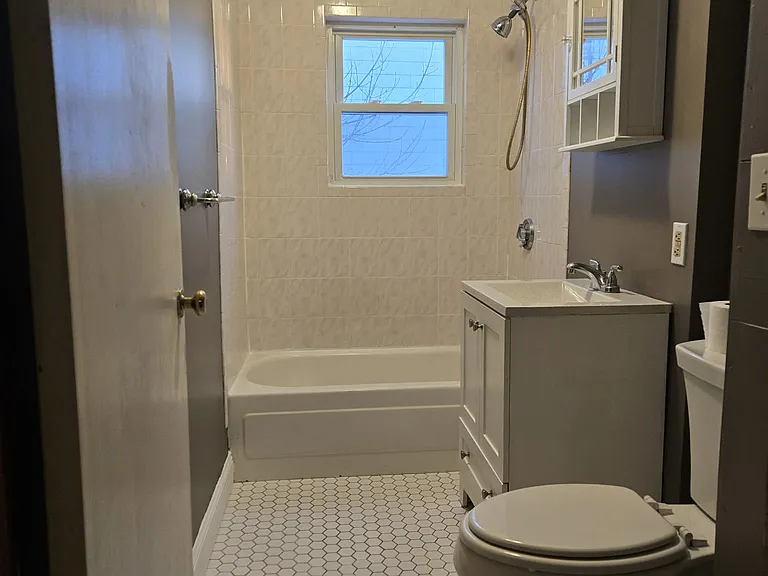 543 S Main St #543 — Photo 3