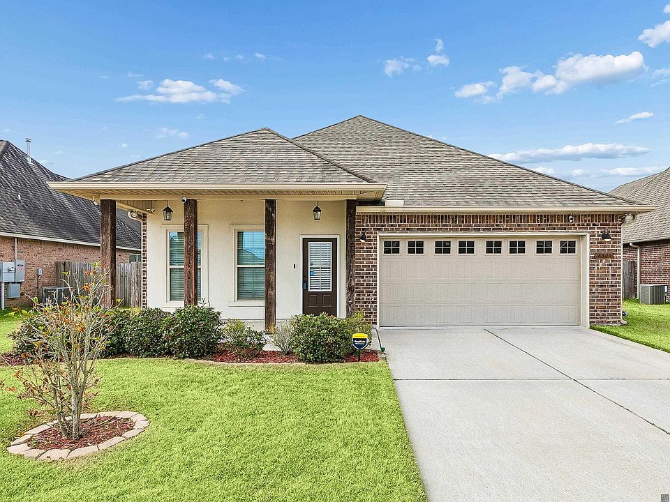 1st image of 18303 Dove Hollow Dr