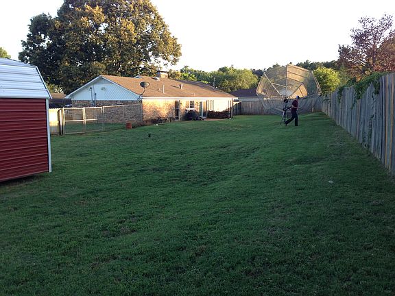 Huge Fenced Backyard
