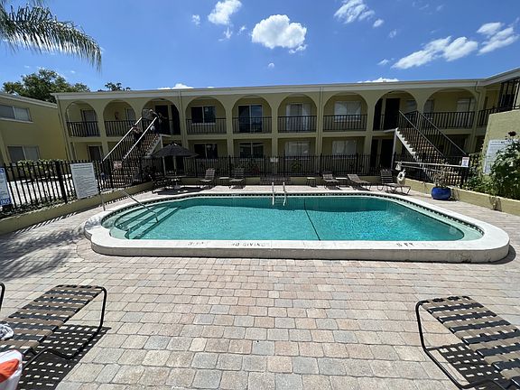2nd image of 3206 W Azeele St APT 100