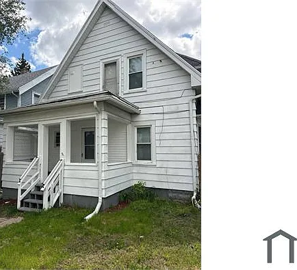 746 Spencer St — Photo 3