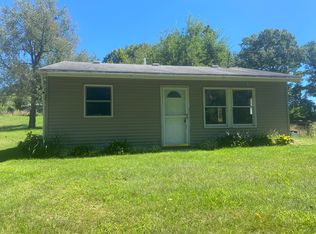 58469 County Line Rd, Three Rivers, MI 49093