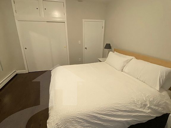 5th image of 20 Everett Ave #1