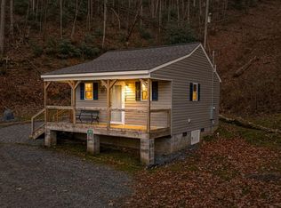 3807 Fontana Rd, Robbinsville, NC 28771