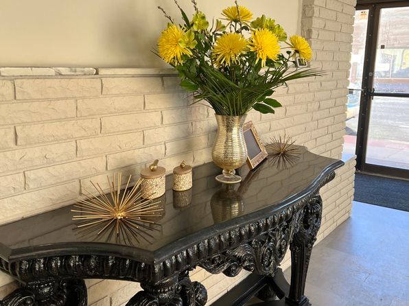 200 S Main St #205
