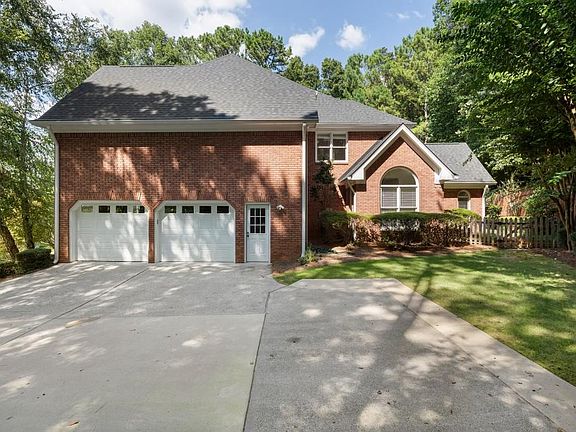 2nd image of 620 Wynfield Ct
