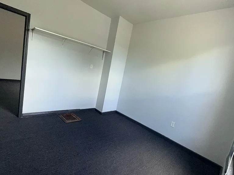 1516 W Highland Ave — Photo 13