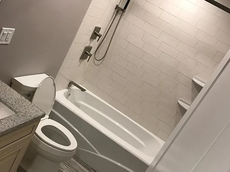 685 Oak St #12 — Photo 5