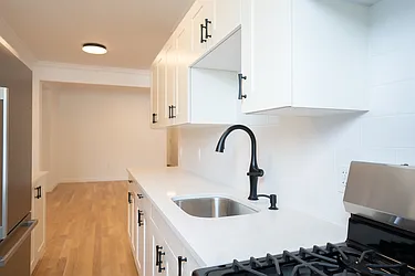 Sold by Hauseit LLC