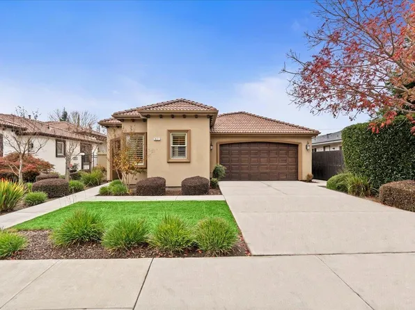 921 Hackberry Ave, Modesto, CA 95350