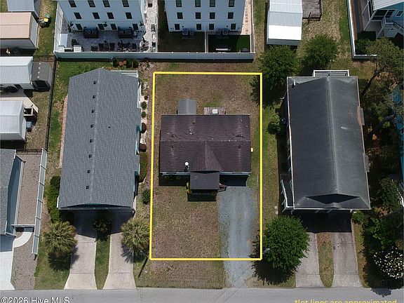 2nd image of 1705 Mackerel Lane