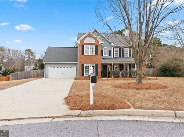 3523 Weaver Falls Ln, Loganville, GA 30052