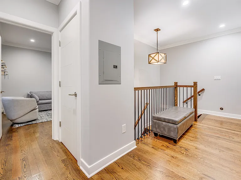 18 Thorne St #1 — Photo 10