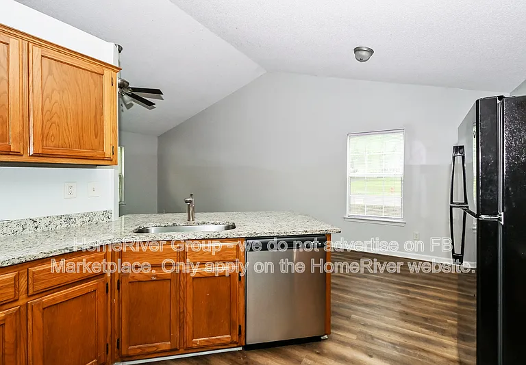 7007 Village Ln — Photo 6