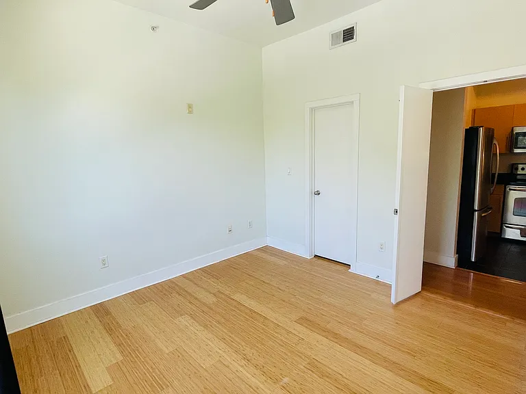 4605 Cedar Springs Rd #338 — Photo 12