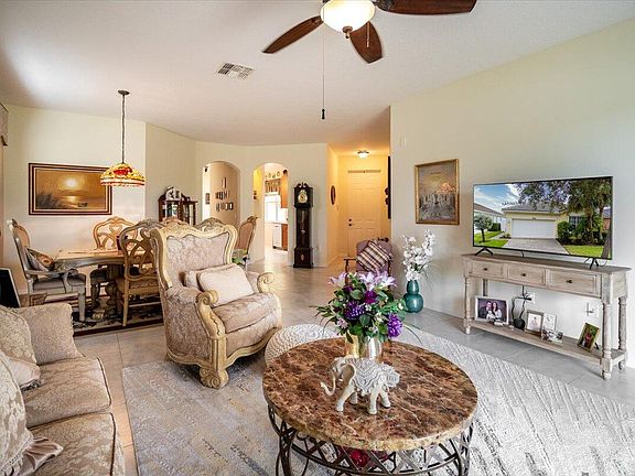 5th image of 9850 SW Eastbrook Circle