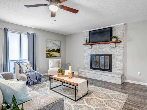 8348 COUNTRY CREEK Boulevard, Jacksonville, FL 32221