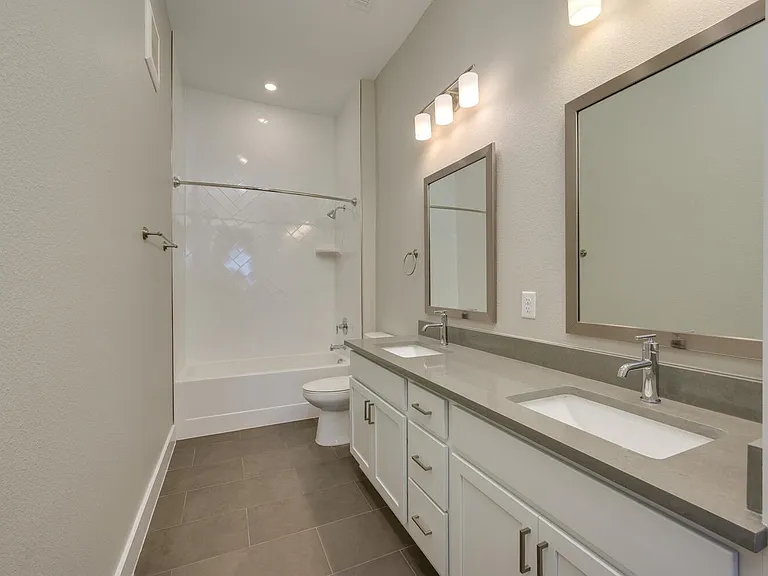 4325 Jackson Ave #2105 — Photo 30
