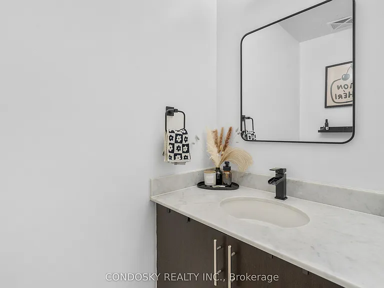 3170 Erin Mills Pkwy #311 — Photo 26