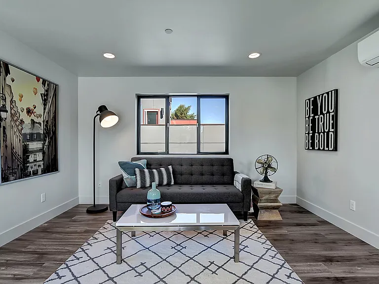 1126 N 90th St #GALLOWAY201 — Photo 2