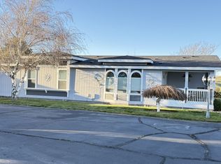 1105 Columbia View Dr, Arlington, OR 97812