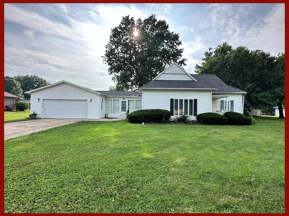 904 S 20th St, Unionville, MO 63565