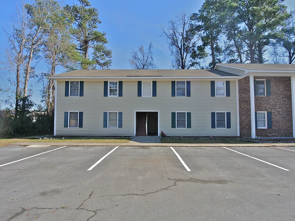 1106 Karen Dr #C