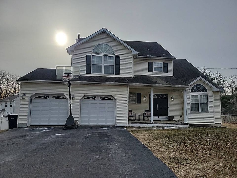 1st image of 3110 W Bangs Ave