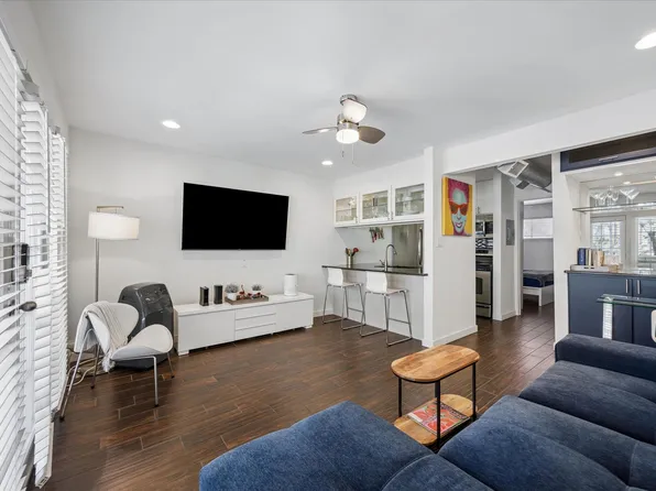1510 W 6th St APT 206, Austin, TX 78703