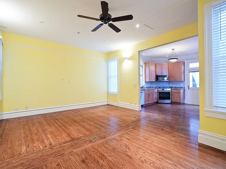 1240 Sanchez St #1 — Photo 9