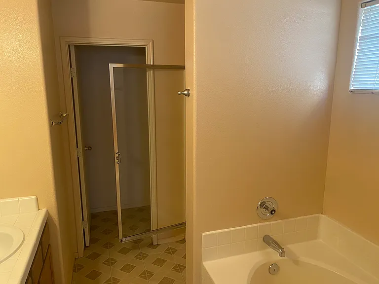 2602 E Skyview Ave — Photo 18