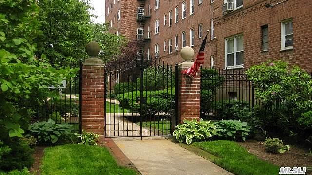 1st image of 24 Mulford Pl APT 1C