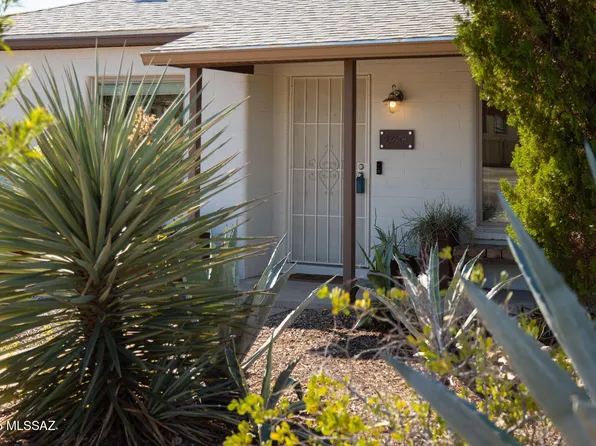 4608 E 8th St, Tucson, AZ 85711