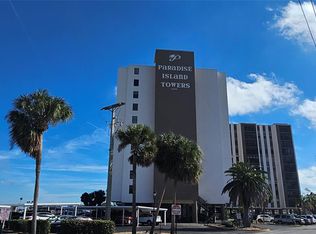 10355 Paradise Blvd APT 710, Treasure Island, FL 33706