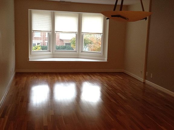 3rd image of 125 N Lee St APT 307