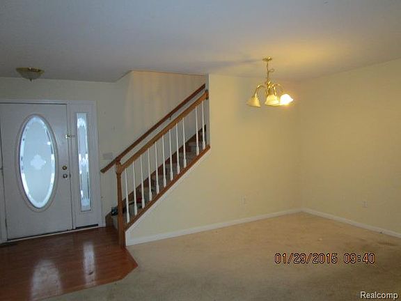 5th image of 541 Indian Oaks Dr