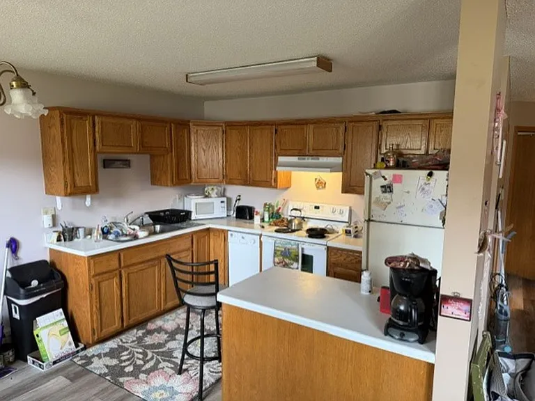 2414 Greenwood St — Photo 5