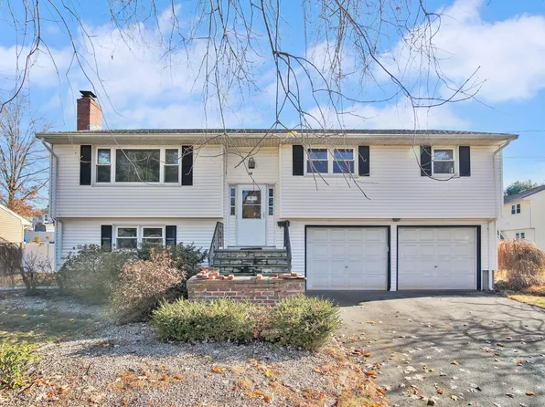 42 School House Road, Newington, CT 06111